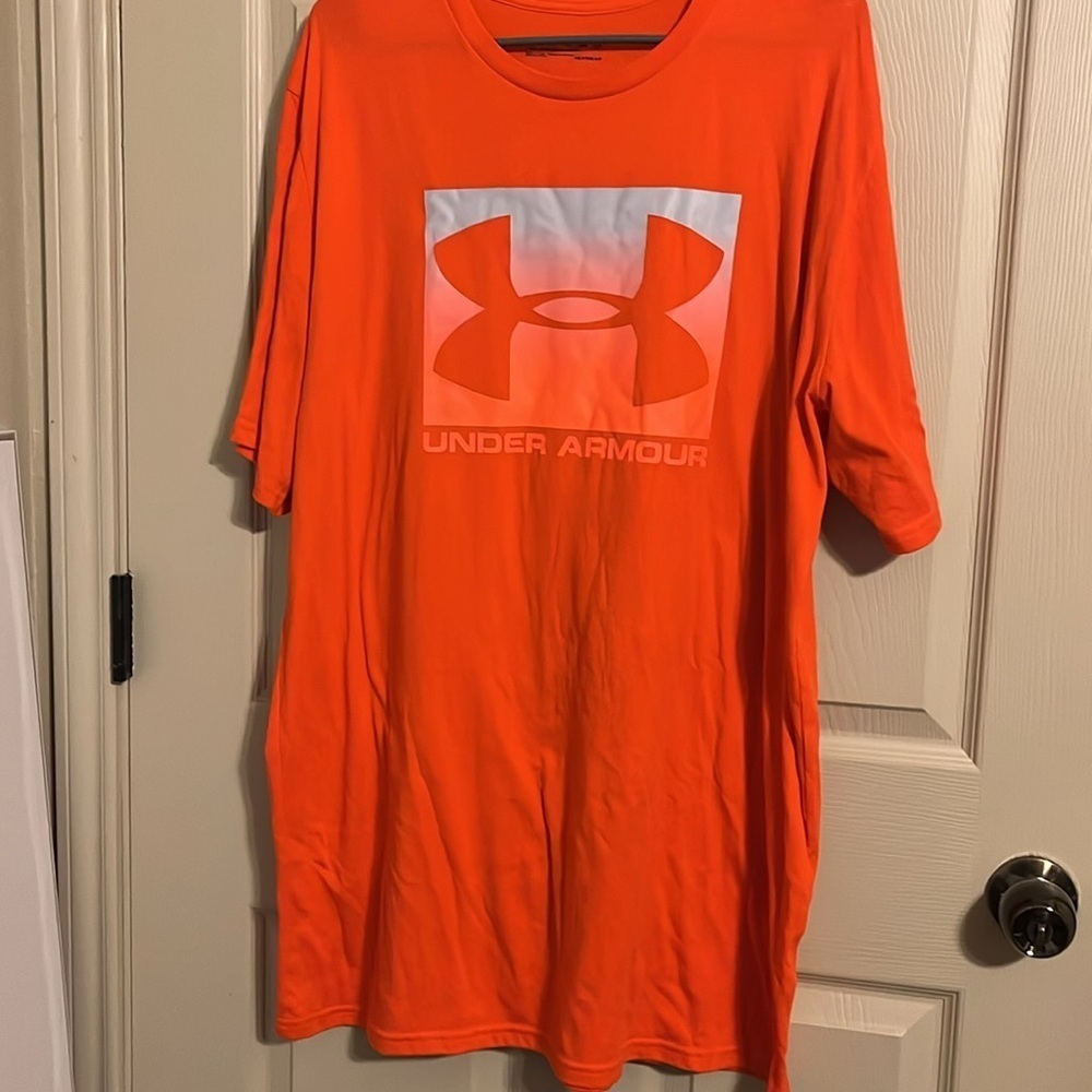 Under Armour tee. XXL